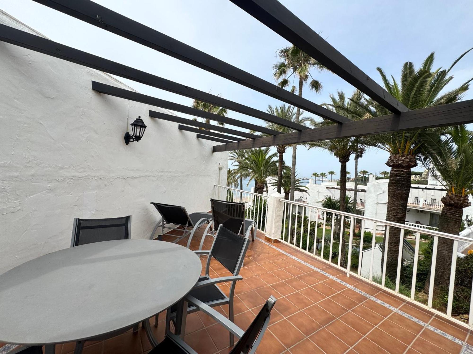Macdonald Leila Playa Apartament *